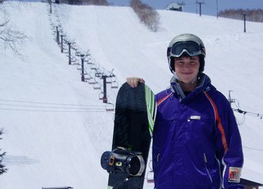 There was enough snow left in April that we got to go snowboarding in the Japanese Alps